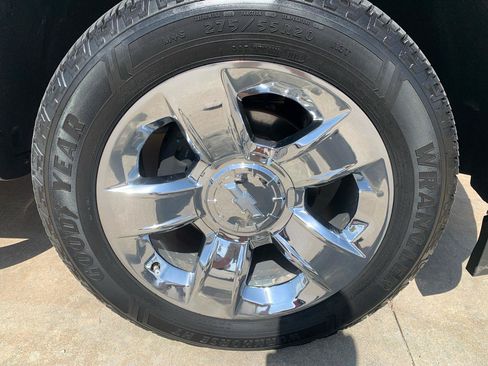Used 2015 Chevrolet Silverado 1500 LTZ w/ LTZ Plus Package AWD/4WD image 11
