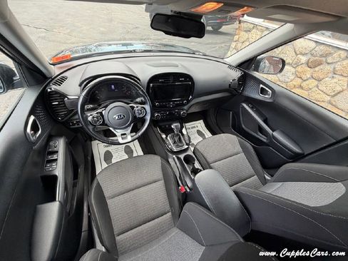 Used 2020 Kia Soul EX image 21