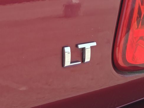Used 2009 Chevrolet Malibu LT w/ HFV6 Engine Package FWD image 6