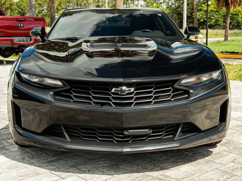 Used 2023 Chevrolet Camaro LT RWD image 3