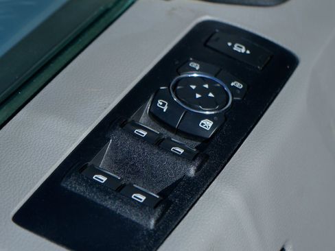 Used 2020 Ford F350 XLT w/ XLT Value Package image 15