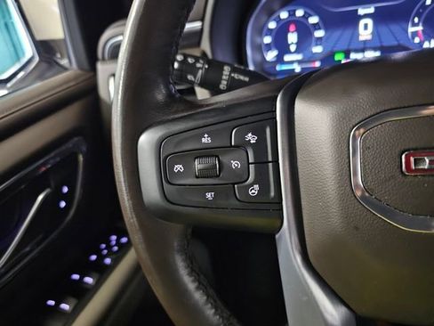 Used 2022 GMC Yukon SLT w/ SLT Premium Package image 33