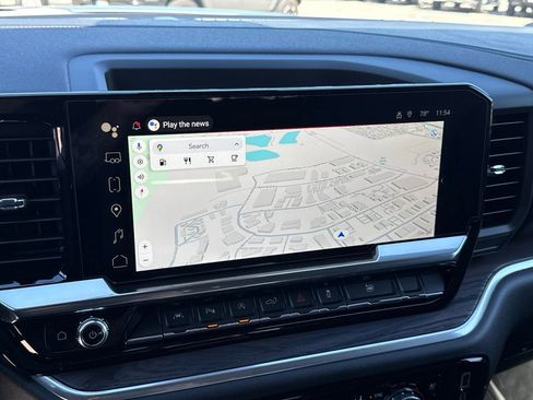 Used 2026 GMC Sierra 1500 SLT w/ SLT Premium Plus Package image 32