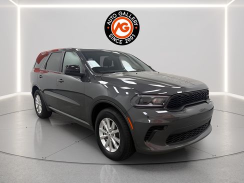 Used 2025 Dodge Durango GT RWD image 1