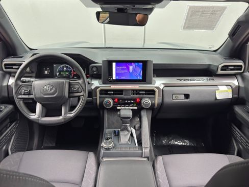 Used 2025 Toyota Tacoma SR5 AWD/4WD image 12