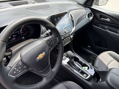 Used 2024 Chevrolet Equinox Premier AWD/4WD image 15