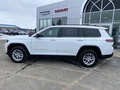 Used 2025 Jeep Grand Cherokee L Laredo w/ Trailer Tow Package AWD/4WD image 63