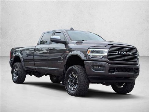 Used 2022 RAM 3500 Laramie AWD/4WD image 3