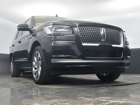 Used 2023 Lincoln Navigator Reserve AWD/4WD image 46