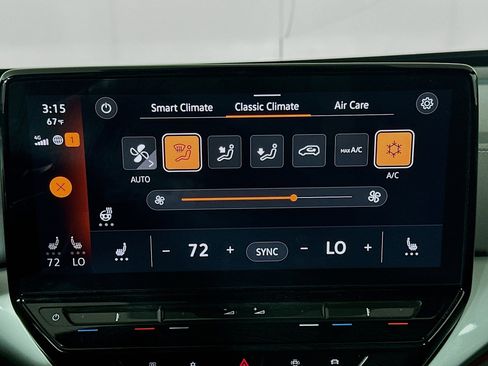 Used 2024 Volkswagen ID.4 S image 23