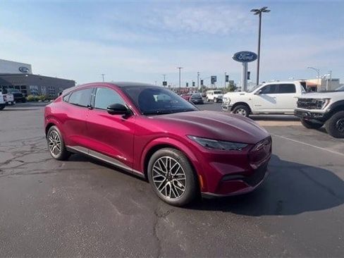 New 2025 Ford Mustang Mach-E Premium image 9