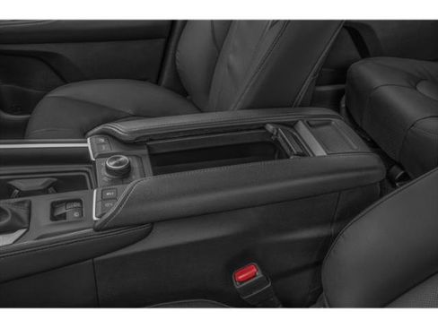 Used 2025 Toyota Grand Highlander AWD image 13