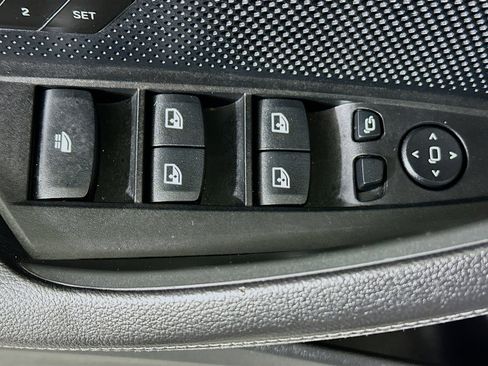 Used 2025 BMW 430i Convertible image 14