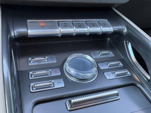 Certified 2024 Lincoln Nautilus Premier image 17