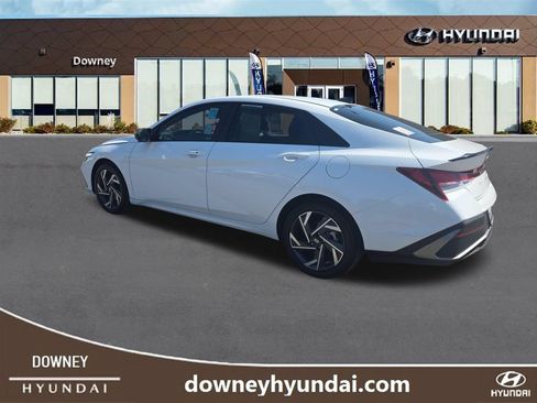 Used 2025 Hyundai Elantra Sport w/ Cargo Package FWD image 3