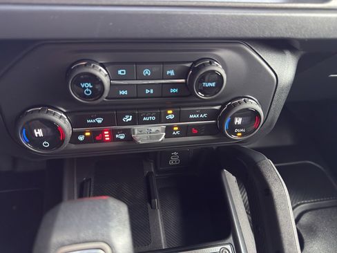New 2026 Ford Bronco Badlands AWD/4WD image 26