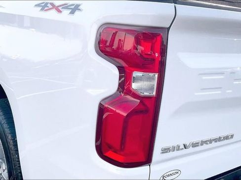 Used 2019 Chevrolet Silverado 1500 Custom w/ Custom Max Trailering Package image 29