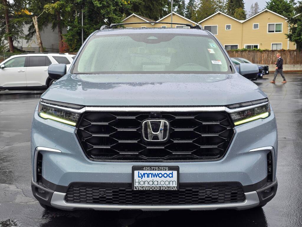 Certified 2024 Honda Pilot Elite image 8