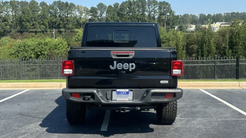 Used 2020 Jeep Gladiator Overland AWD/4WD image 7