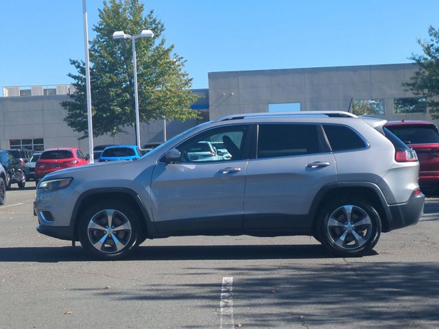 Used 2019 Jeep Cherokee Limited AWD/4WD image 9