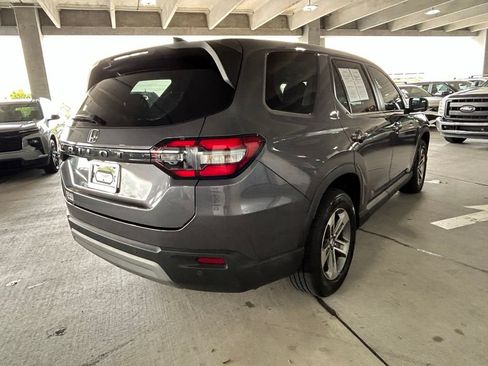 Used 2024 Honda Pilot EX-L image 5