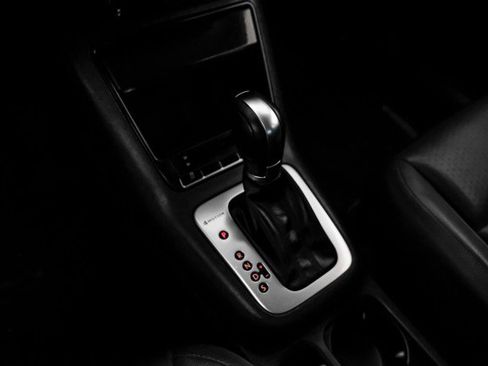 Used 2014 Volkswagen Tiguan S AWD/4WD image 18