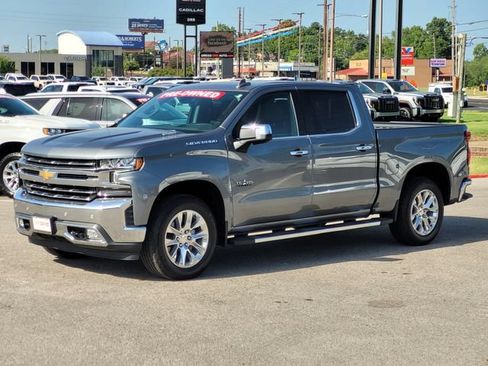 Used 2021 Chevrolet Silverado 1500 LTZ w/ LTZ Premium Texas Edition RWD image 3