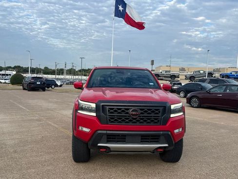 Used 2024 Nissan Frontier PRO-4X w/ Technology Package AWD/4WD image 4