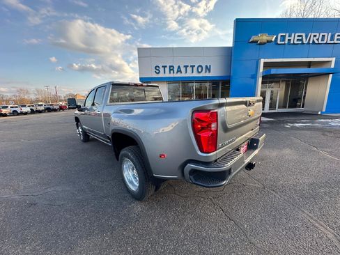 New 2026 Chevrolet Silverado 3500 High Country w/ High Country Premium Package AWD/4WD image 9
