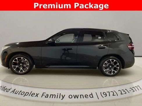 Used 2025 BMW X3 xDrive30i AWD/4WD image 2