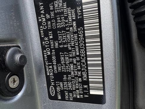 Used 2011 Hyundai Tucson GLS image 20