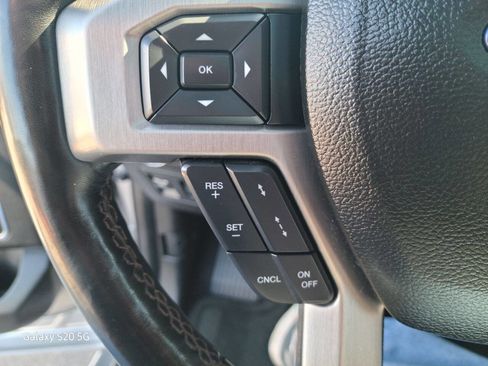 Used 2018 Ford F150 Platinum w/ Equipment Group 701A Luxury image 35