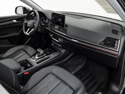 Certified 2023 Audi Q5 2.0T Premium w/ Convenience Package AWD/4WD image 23