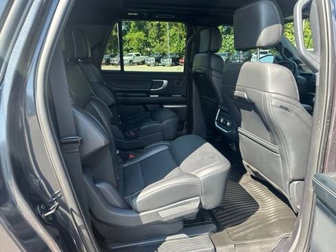 Used 2025 Ford Expedition Max Platinum w/ Stealth Performance Package AWD/4WD image 10