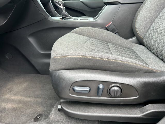 Used 2023 Chevrolet Equinox LT AWD/4WD image 28