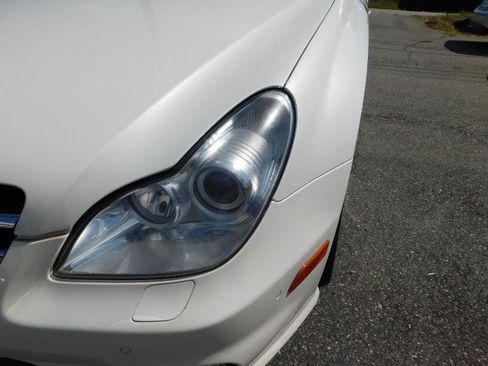 Used 2009 Mercedes-Benz CLS 63 AMG image 26