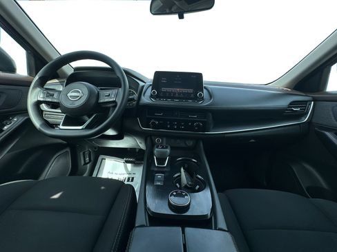 Used 2023 Nissan Rogue S AWD/4WD image 13