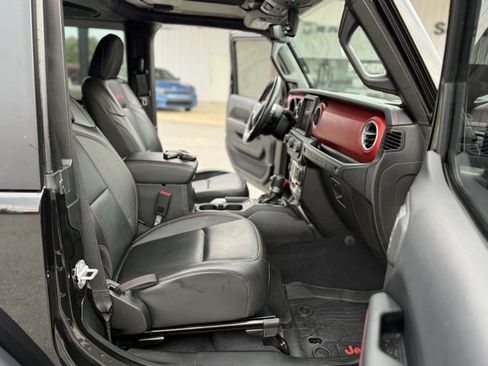 Used 2018 Jeep Wrangler Rubicon image 18