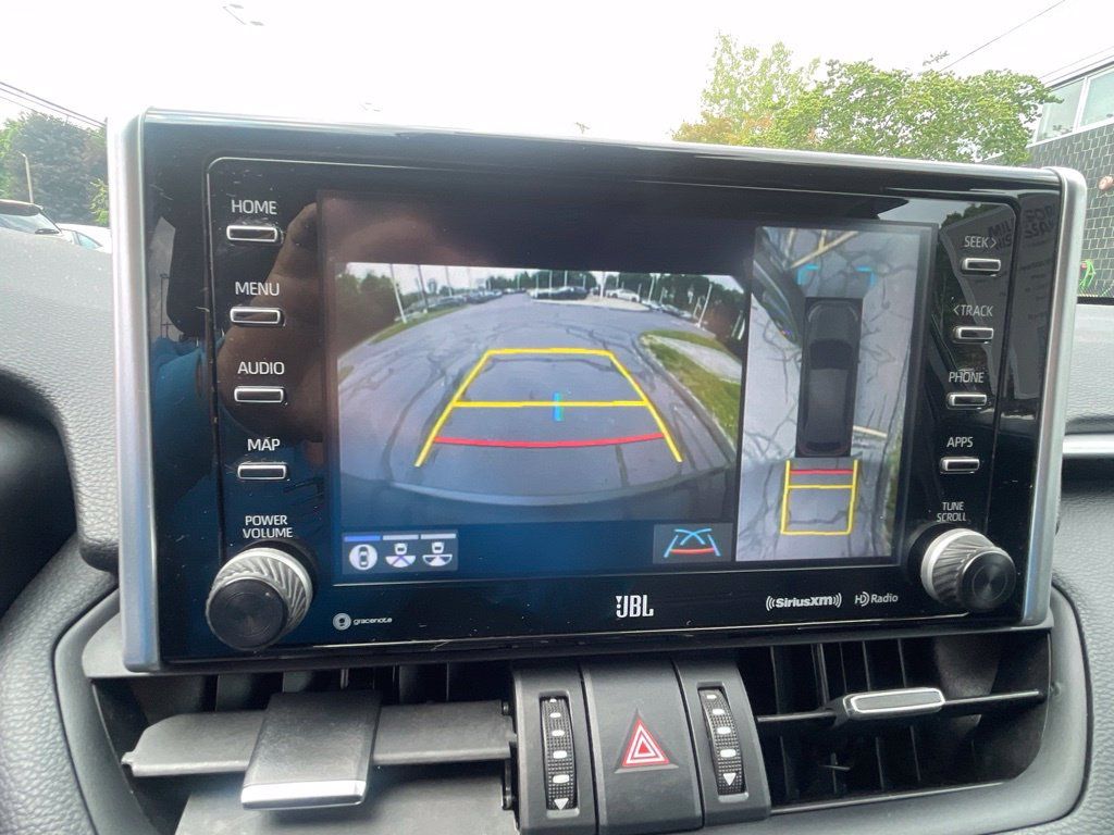 Used 2021 Toyota RAV4 Limited AWD/4WD image 16