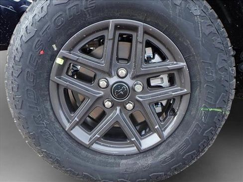 New 2026 Jeep Gladiator Sport AWD/4WD image 7