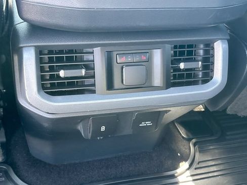 Used 2023 Ford F150 Lariat w/ Equipment Group 502A High AWD/4WD image 22