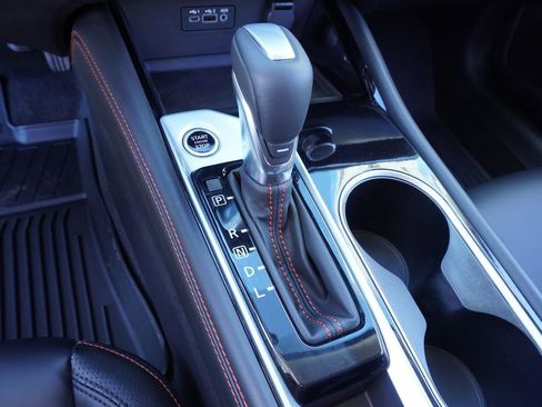 Used 2025 Nissan Altima 2.5 SR image 18