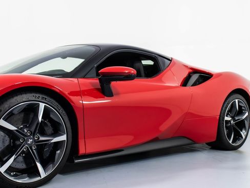 Certified 2021 Ferrari SF90 Stradale image 30