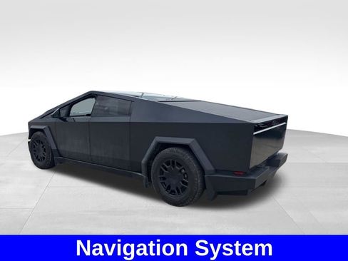 Used 2024 Tesla Cybertruck AWD Crew Cab image 5