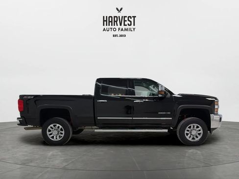 Used 2015 Chevrolet Silverado 2500 LTZ w/ Driver Alert Package image 8