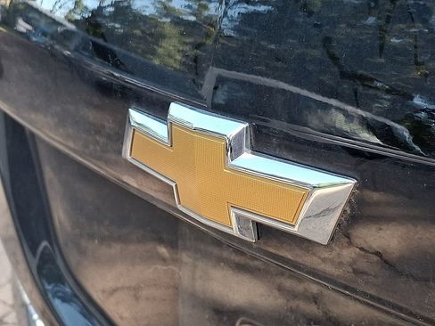 Used 2023 Chevrolet Equinox LT AWD/4WD image 29