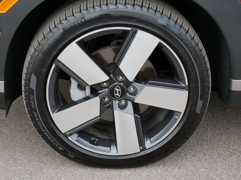 Used 2025 Hyundai Santa Fe Limited image 15