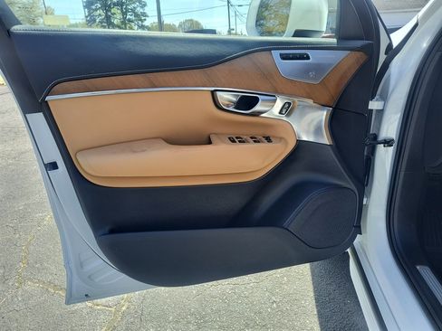 Used 2018 Volvo XC90 T6 Inscription w/ Convenience Package image 21