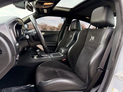 Used 2021 Dodge Charger Scat Pack image 2