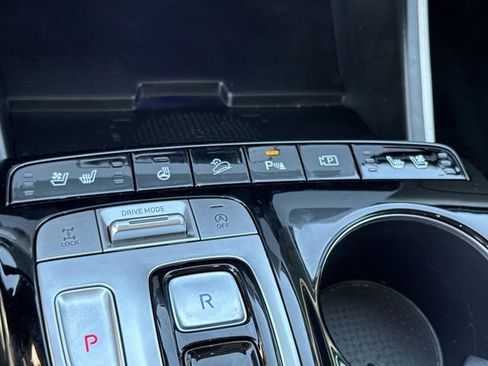 Certified 2024 Hyundai Tucson Limited image 32